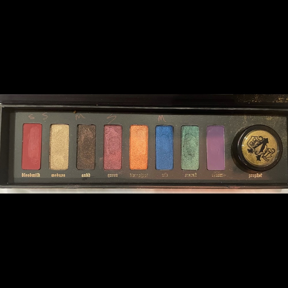 Kat Von D Serpentina pallet